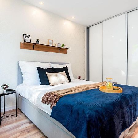 Kairos Apartments - City - Darmowy Parking, Scisle Centrum 卡托维兹 外观 照片