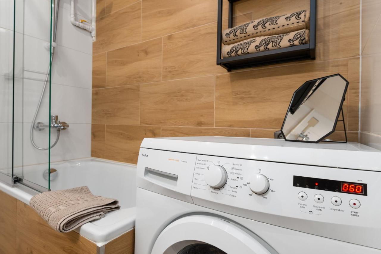 Kairos Apartments - City - Darmowy Parking, Scisle Centrum 卡托维兹 外观 照片