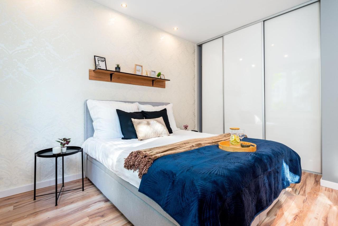 Kairos Apartments - City - Darmowy Parking, Scisle Centrum 卡托维兹 外观 照片